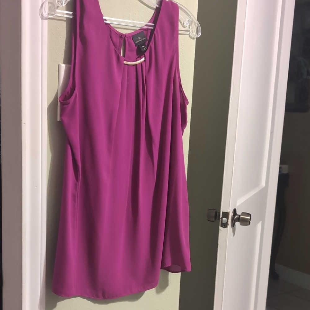Worthington Magenta Sleeveless Blouse